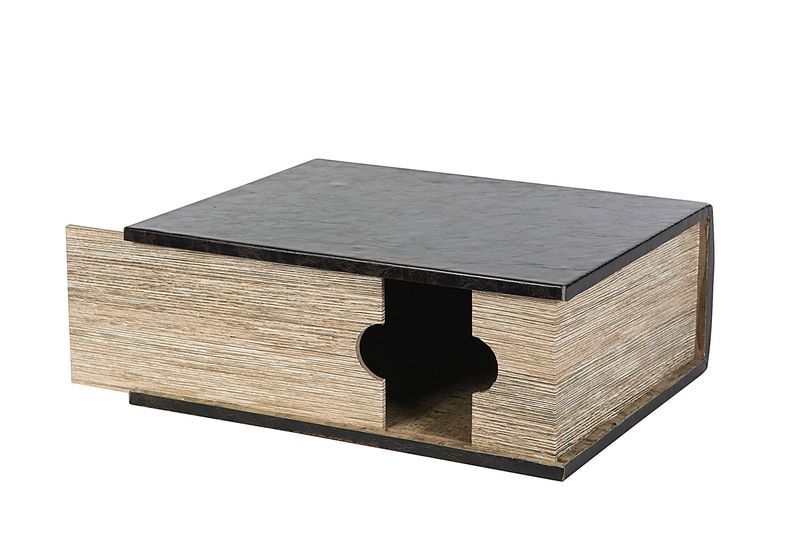 Vinbox i lær. 