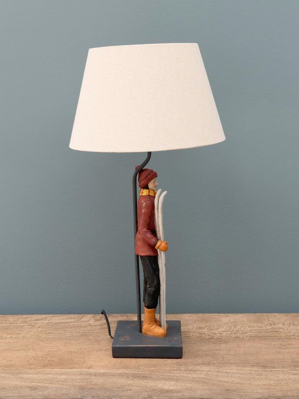 Utsolgt! Bordlampe Vintage skiløper dame m skjerm