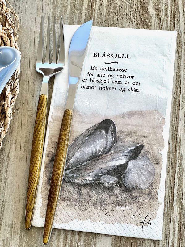 Fiskeservise suppetallerken. Lyseblå